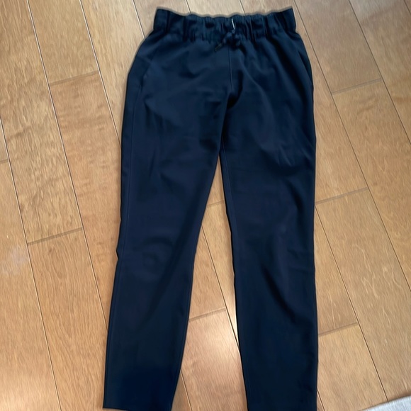 Original lululemon on the fly woven. - Picture 1 of 1